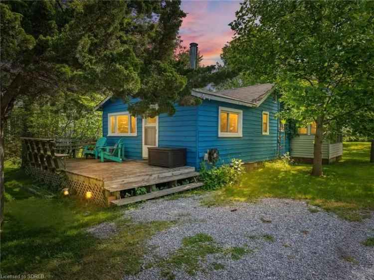 House For Sale in Turkey Point, Ontario