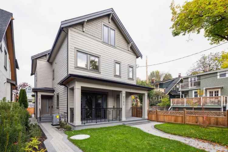 Kitsilano 1 2 Duplex with Thermador Appliances and Garage