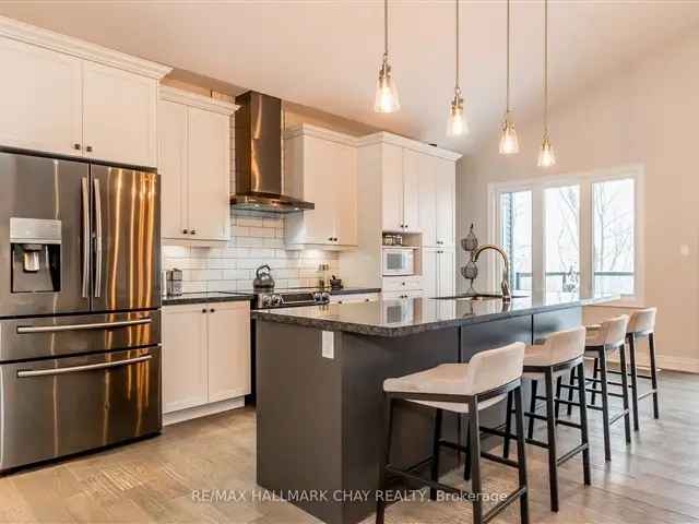 Luxury Waterfront Bungalow 6 Beds 3 Baths Matchedash Bay Views