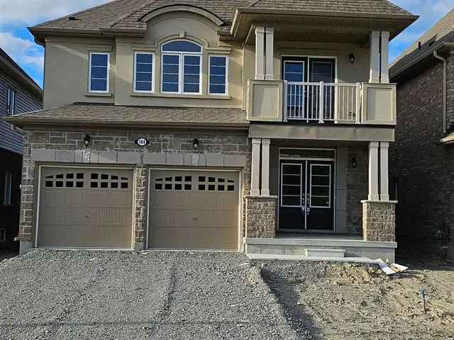 Beautiful Detached House 4 Bedrooms 35 Washrooms Open Concept