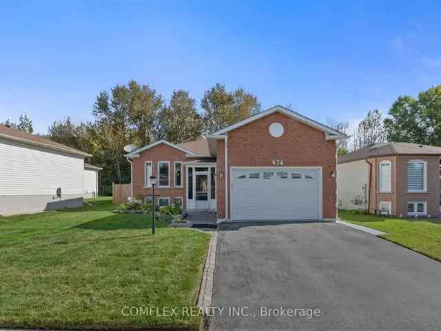 House For Sale in Cobourg, Ontario