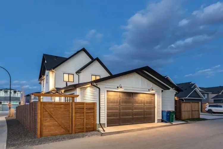 Stunning Upgraded 4 Bed 3.5 Bath Home in Coopers Crossing