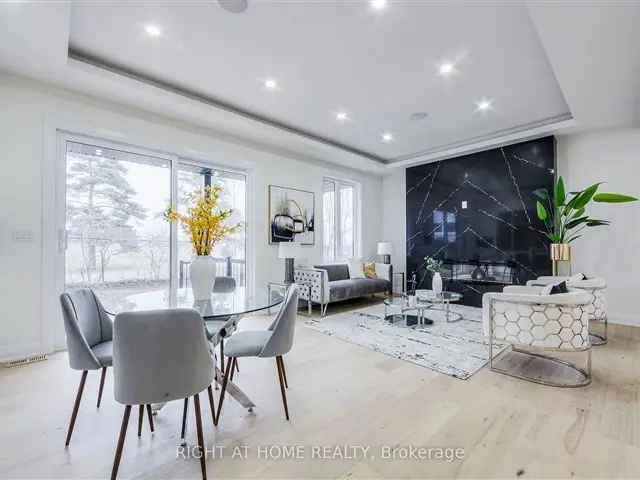 House For Sale in Mississauga, Ontario