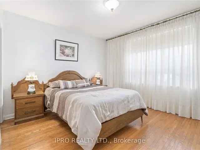 5 Bedroom Bungalow with 2 Kitchens - Georgetown