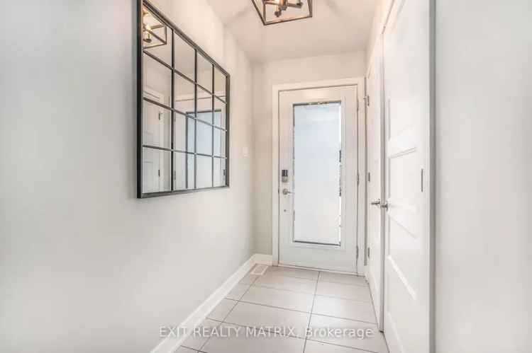 Modern 2-Storey Townhouse  3 Bedrooms Finished Basement