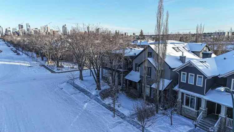 House For Sale in Calgary, Alberta