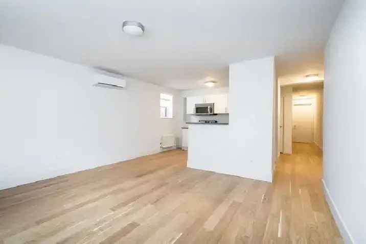 renovated two bedroom - ID 194