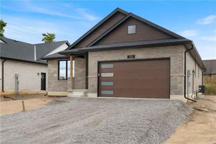 House For Sale in Simcoe, Ontario