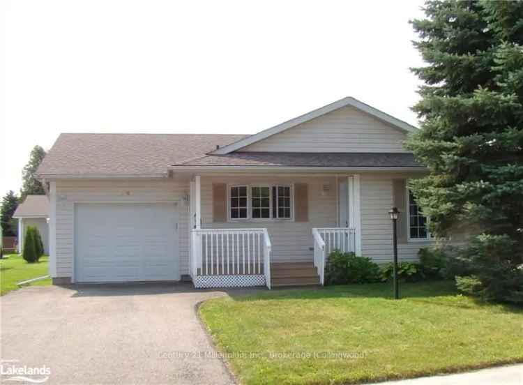 House For Sale in Wasaga Beach, Ontario