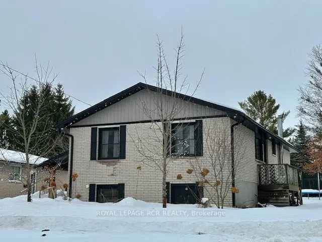 House For Sale in Hanover, Ontario