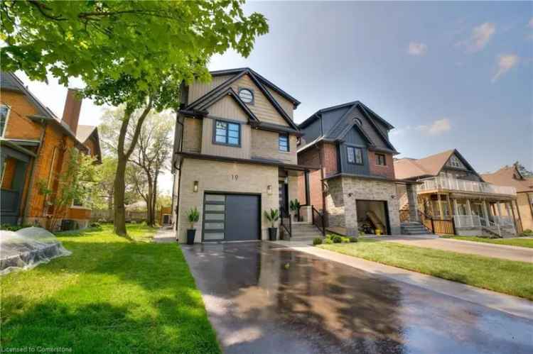 House For Sale in Kitchener, Ontario