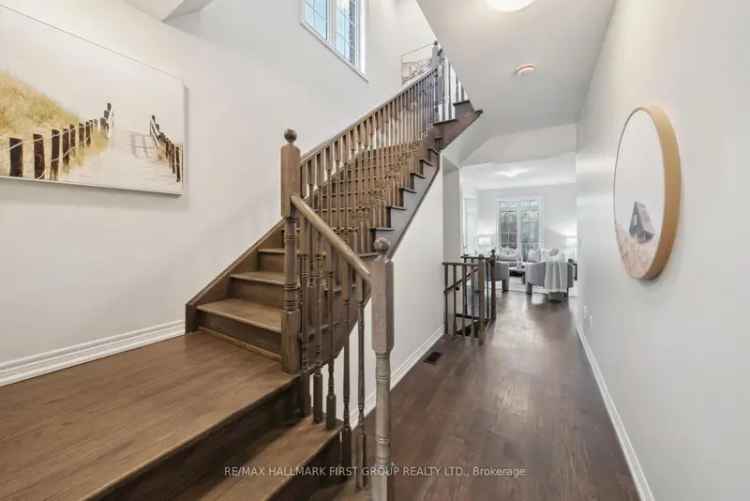 Modern 3-Bedroom Townhome in Peaceful Ravine Setting