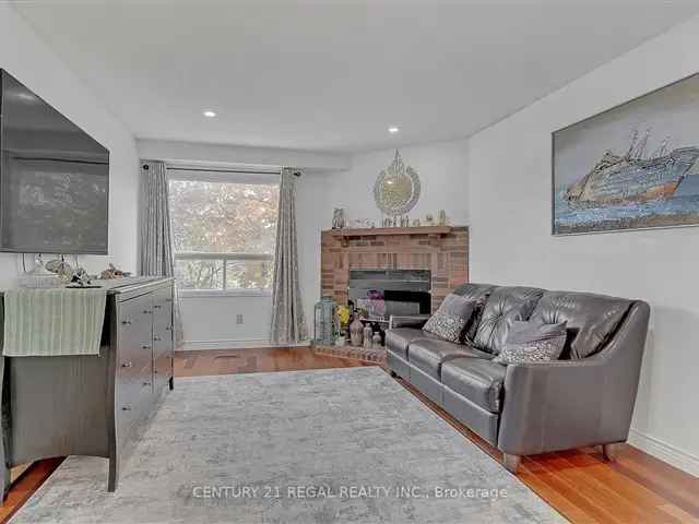 4 Bedroom Detached House with Finished Basement near Hwy 401