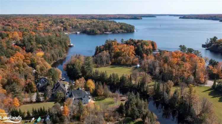 Lake Rosseau Waterfront Home - 6 Beds, 3.5 Baths, 2 Lots