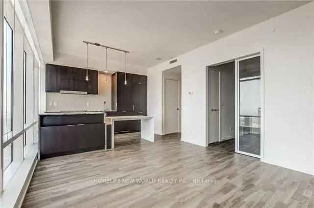 Rent Luxurious Condo in One Bloor with Amazing Amenities and Views