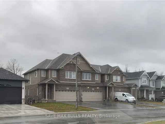 Townhouse For Rent in Welland, Ontario