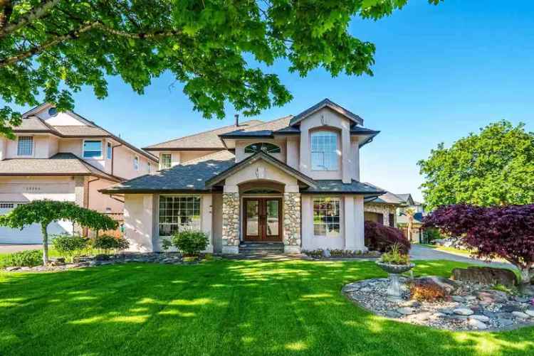 Fraser Heights Family Home - Mountain Views - New Roof