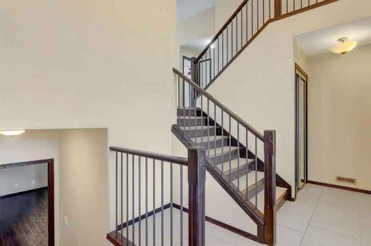 Beautiful Fully Developed Home in O'Brien Lake