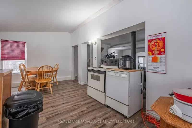Charming 1.5-Storey Home in Napanee Near Hwy 401