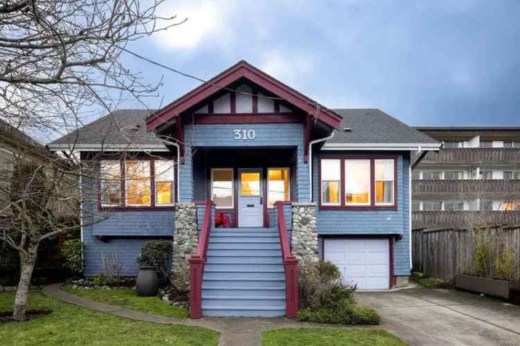 Fairfield Character Home near Beacon Hill Park - Updated Kitchen & Suite