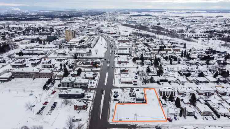 Commercial land For Sale in 3725, Boulevard Harvey, Saguenay, Quebec