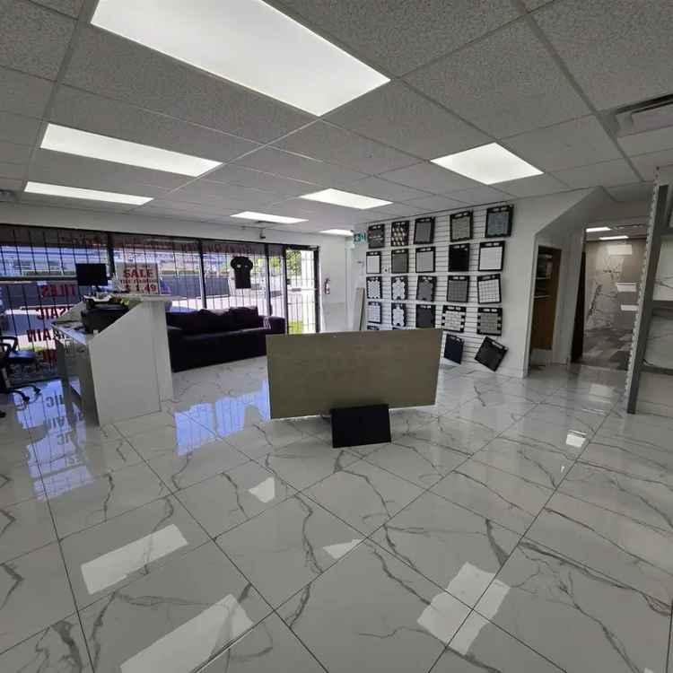 Industrial Warehouse For Sale High Ceilings Ample Parking Easy Highway Access
