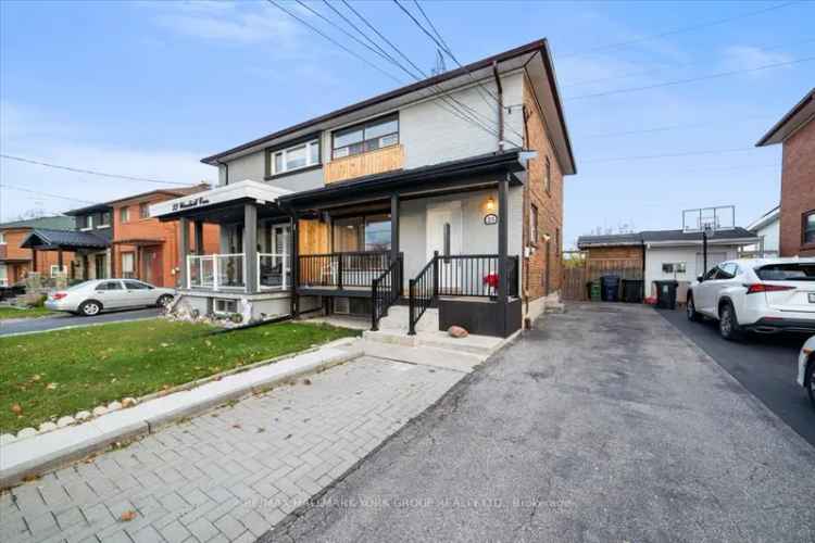 House For Sale in Toronto, Ontario