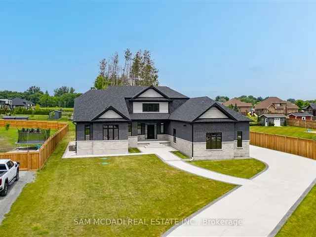 House For Sale in Clarington, Ontario