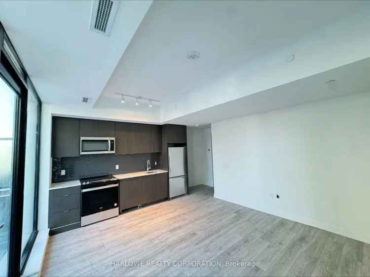 Condo For Rent in 1610, Charles Street, Whitby, Ontario