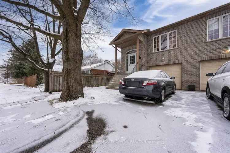 House For Sale in 102, Henry Street, Barrie, Ontario