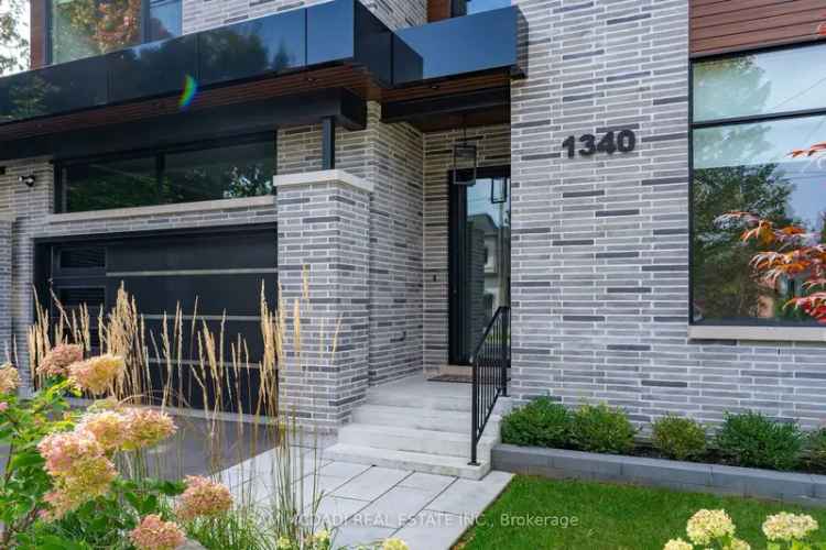 House For Sale in Mississauga, Ontario