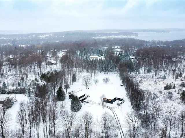 Lake Eugenia Log Home - 3 Acres - Four Season Retreat