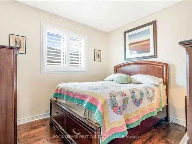 Charming Family Home in Desired Barrie Neighbourhood