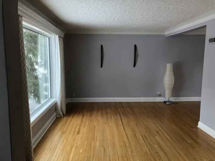 Beautiful 3-Bedroom River Heights Home