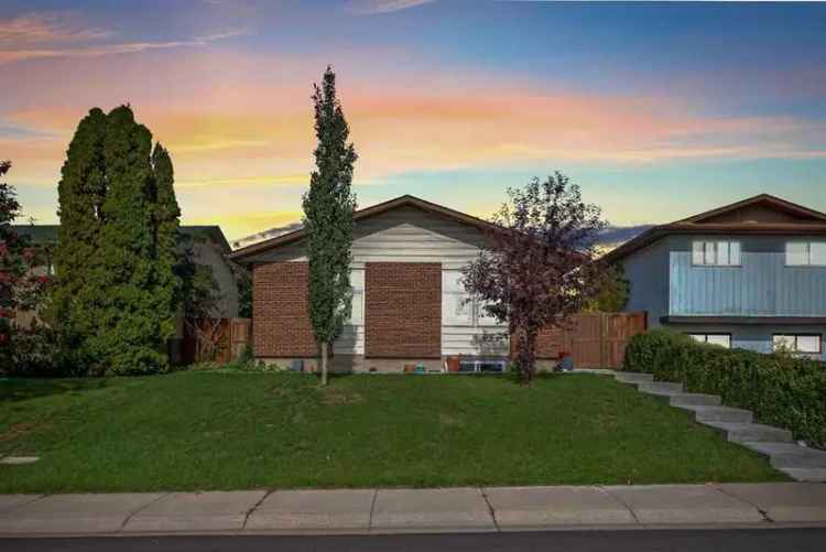 House For Rent in Calgary, Alberta