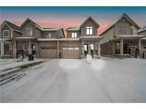 Buy Semi Detached House in Collingwood Ontario with Modern Features