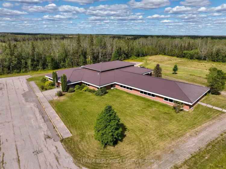 Commercial For Sale in null, Ontario