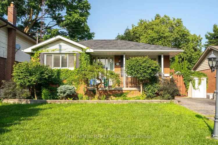 House For Sale in Oshawa, Ontario