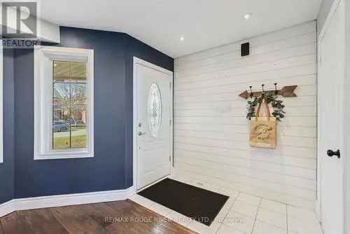 Family Home 6 Bedrooms 25 Baths Whitby Brooklin
