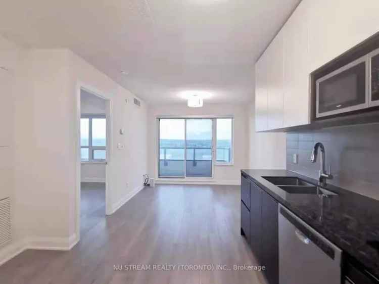 Luxury Rent Condo Riverside with Rooftop Pool in Markham