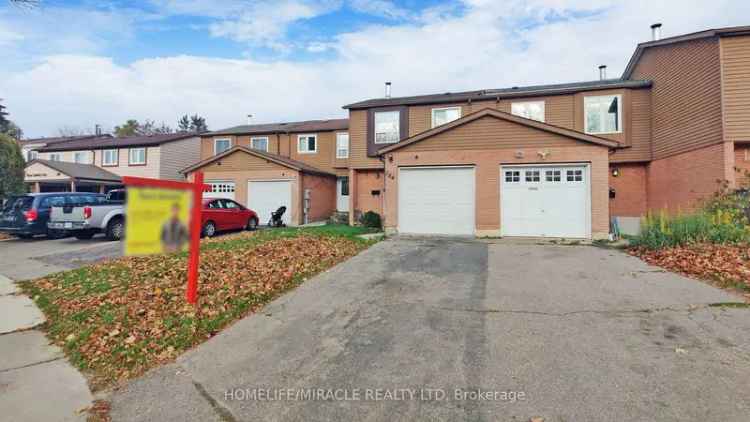 House For Sale in Brampton, Ontario