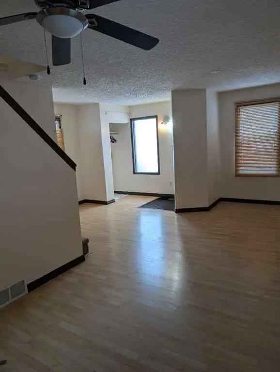 House For Rent in Edmonton, Alberta