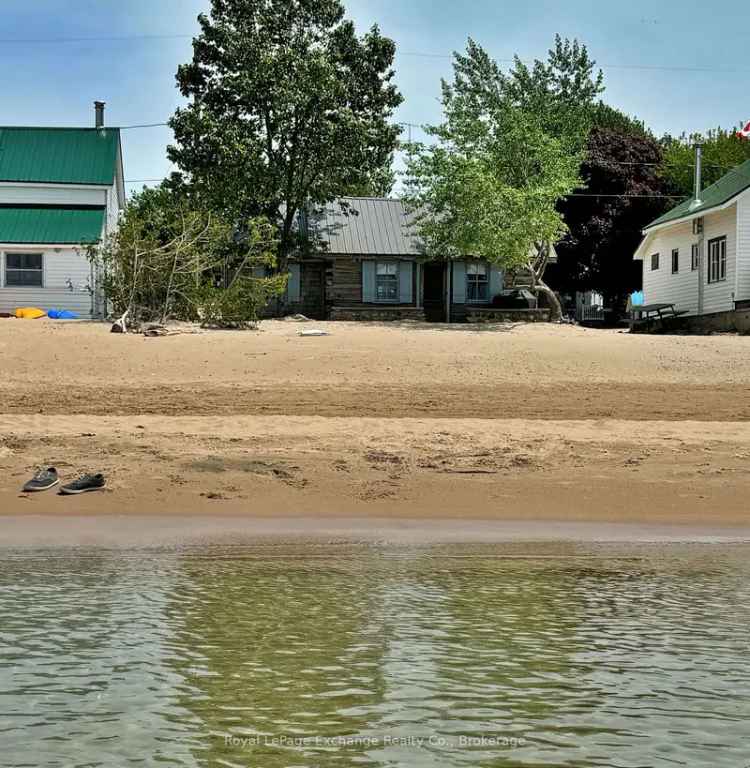 Historic Lake Huron Log Cottage - Panoramic Views & Sandy Beach