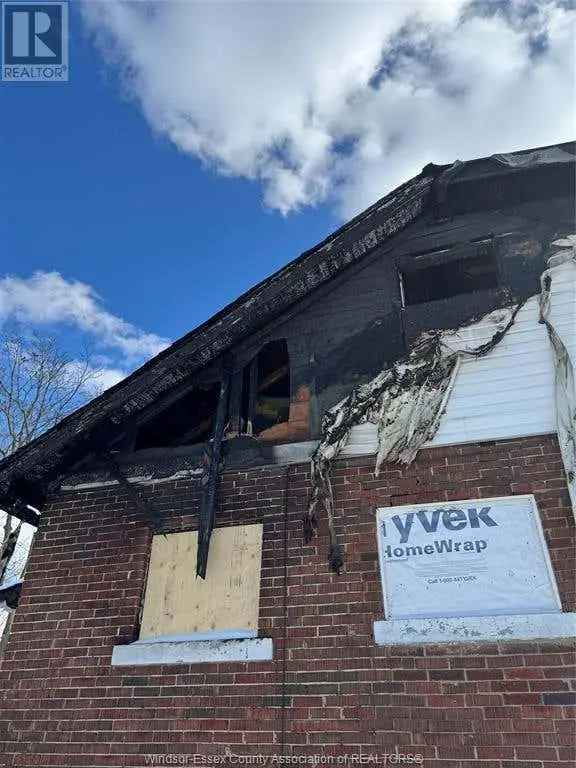 Fire Damaged 2 Bed 1 Bath Home For Redevelopment