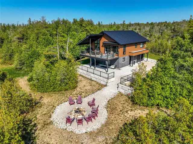 Lake Huron Waterfront Home - 4 Bedroom, 2 Bathroom Short Term Rental