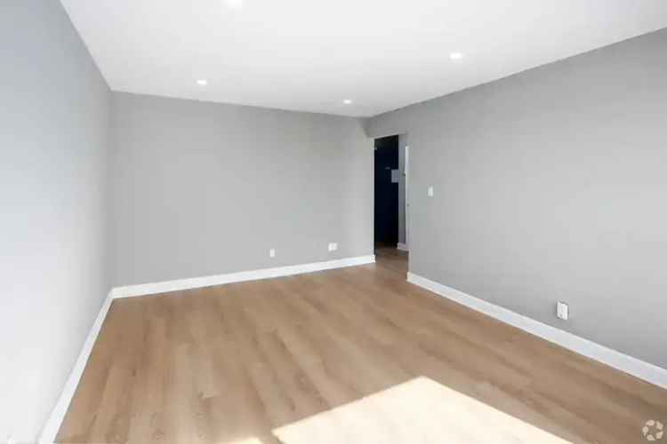 Apartment For Rent in Toronto, Ontario