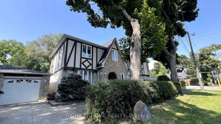 House For Sale in Toronto, Ontario