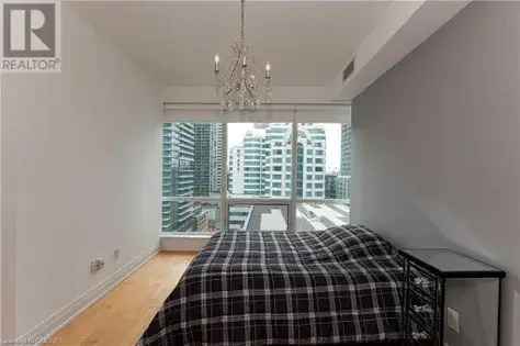 2 rooms apartment of 602 m² in Toronto