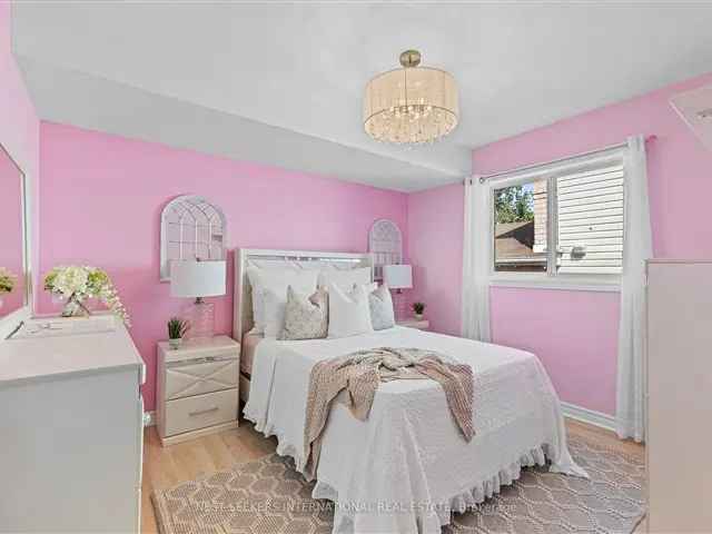 House For Sale in 1097, Corrie Street, Innisfil, Ontario