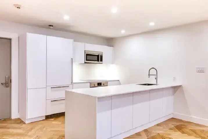 Westmount 2-Bedroom Apartment with Bosch Appliances